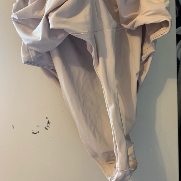 Aritzia body suit - Picture 6 of 6